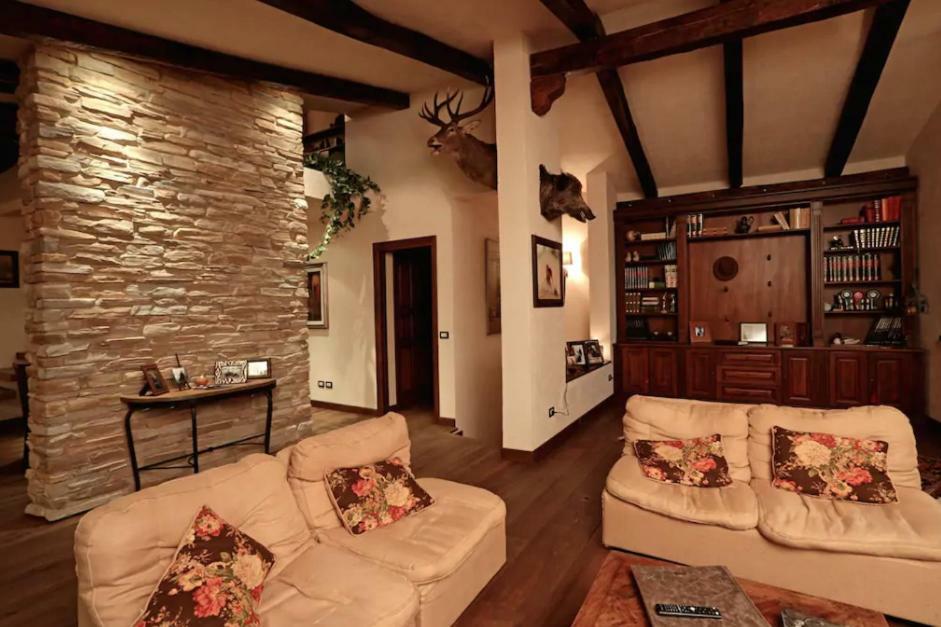 I Lari Castel Del Monte Bed & Breakfast Castel Del Monte  Exterior photo